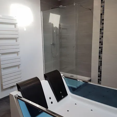 Otel Eifel Dream Ardennenblick Roth bei Prum