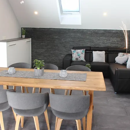 Eifel Dream Ardennenblick Otel 3*